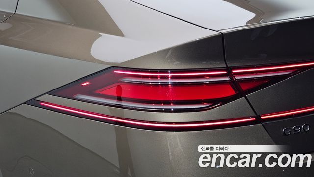 Genesis G90 2022 — photo 9