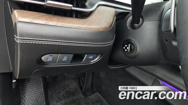 Genesis G90 2022 — photo 30