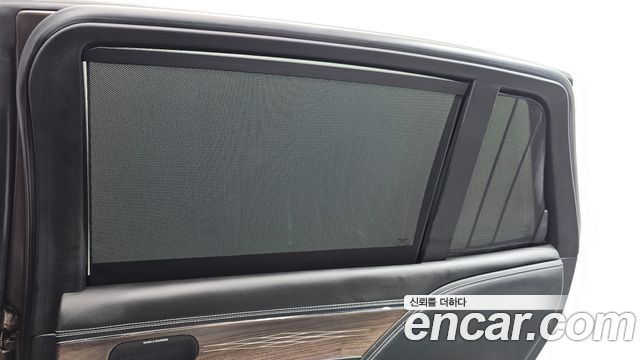 Genesis G90 2022 — photo 34
