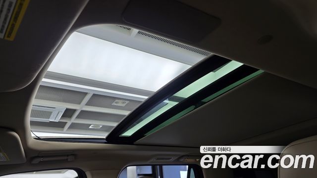 Lincoln Navigator 2022 — photo 25