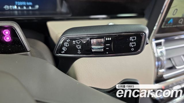 Lincoln Navigator 2022 — photo 29