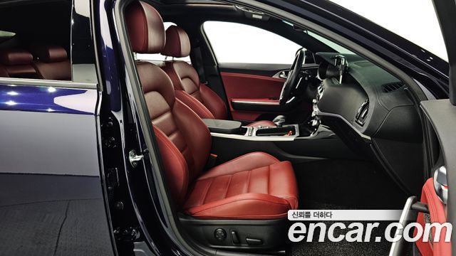 Kia Stinger 2020 — photo 11