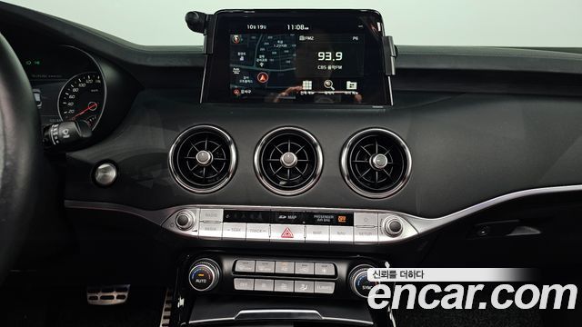 Kia Stinger 2020 — photo 14