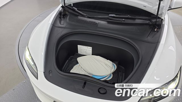 Tesla Model 3 2025 — photo 6