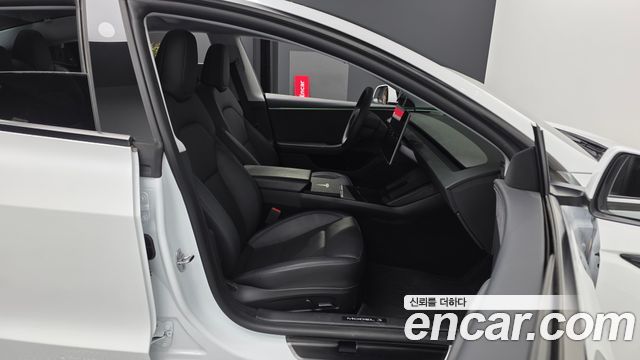 Tesla Model 3 2025 — photo 11