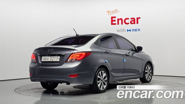 Hyundai Accent 2016 — photo 2