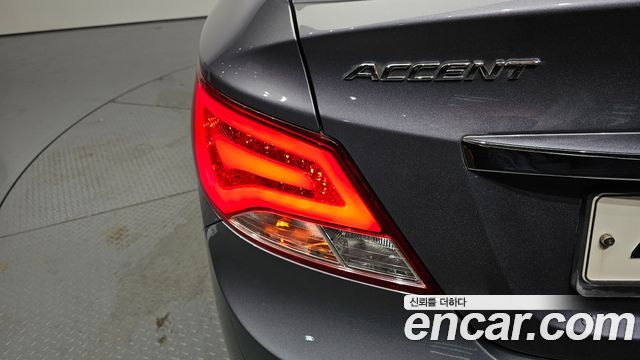 Hyundai Accent 2016 — photo 9