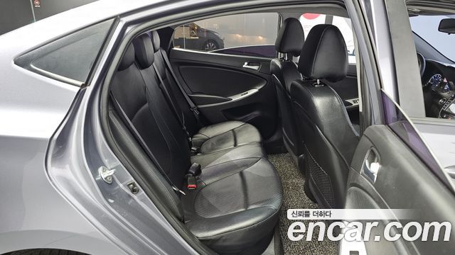 Hyundai Accent 2016 — photo 16