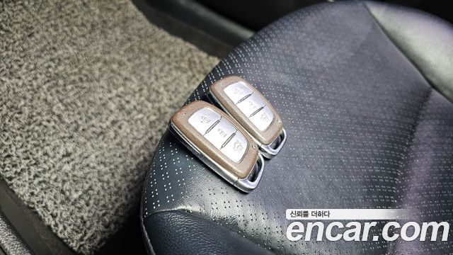 Hyundai Accent 2016 — photo 28