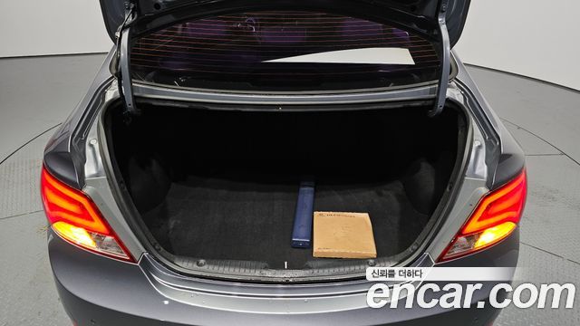 Hyundai Accent 2016 — photo 30