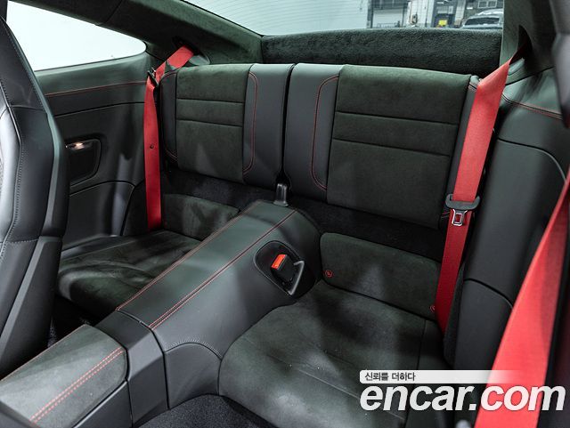 Porsche 911 2025 — photo 17