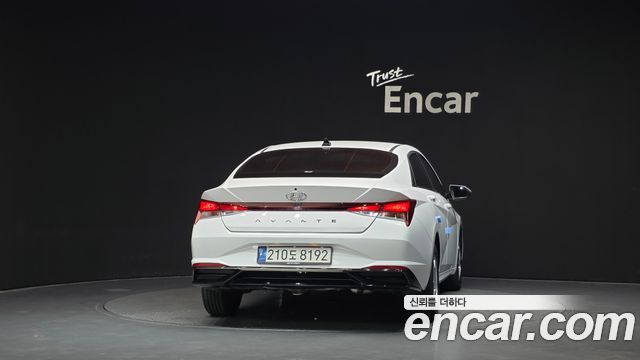Hyundai AVANTE 2023 — photo 4