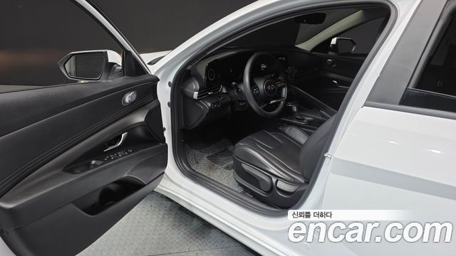 Hyundai AVANTE 2023 — photo 10