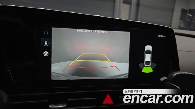 Hyundai AVANTE 2023 — photo 16
