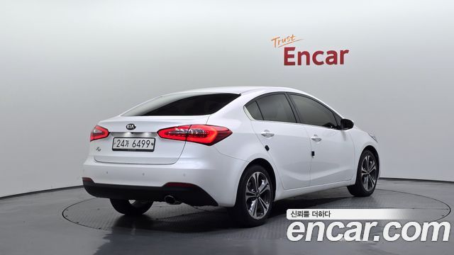 Kia K3 2015 — photo 2