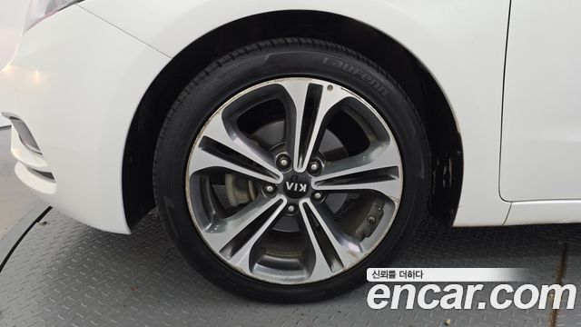 Kia K3 2015 — photo 5