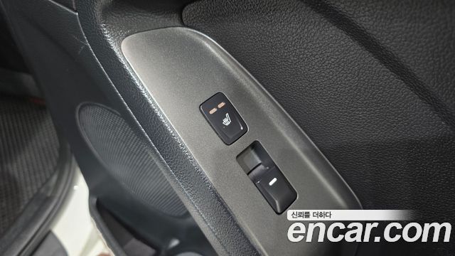 Kia K3 2015 — photo 15