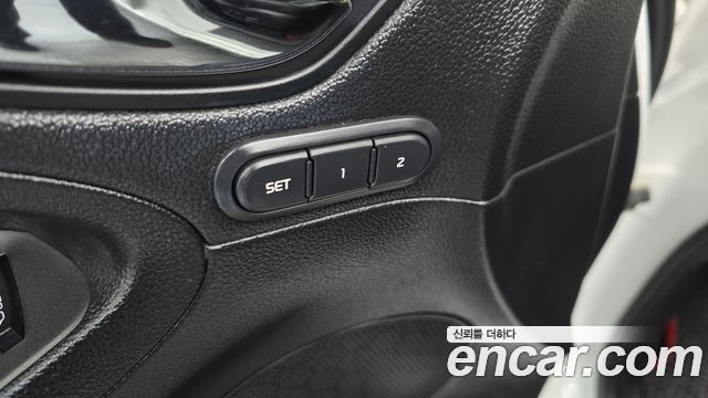 Kia K3 2015 — photo 16
