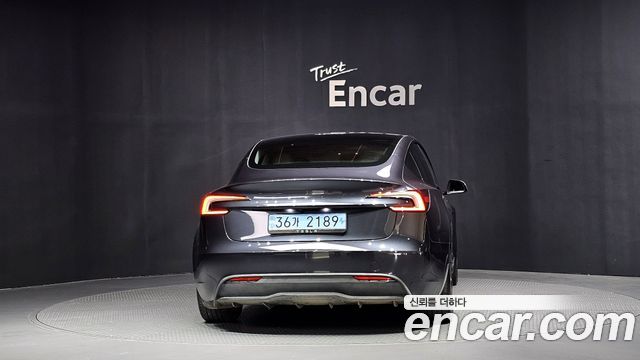 Tesla Model 3 2025 — photo 4