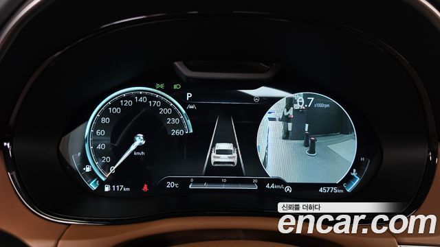 Genesis GV70 2022 — photo 11