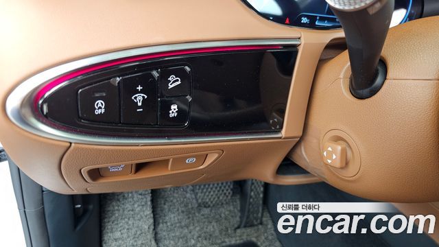 Genesis GV70 2022 — photo 34