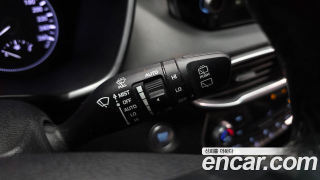 Hyundai Santafe 2020 — photo 29