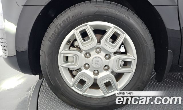 Hyundai Staria 2024 — photo 5