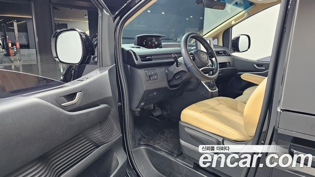Hyundai Staria 2024 — photo 13