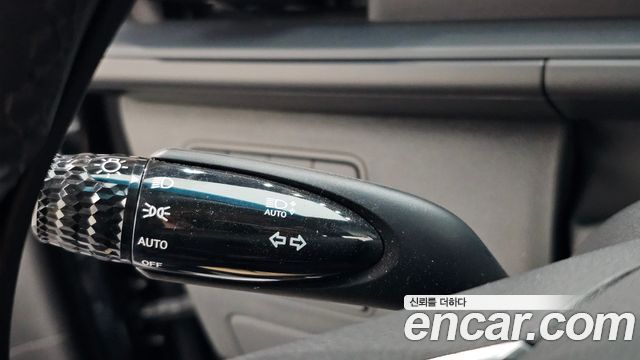 Hyundai Staria 2024 — photo 25