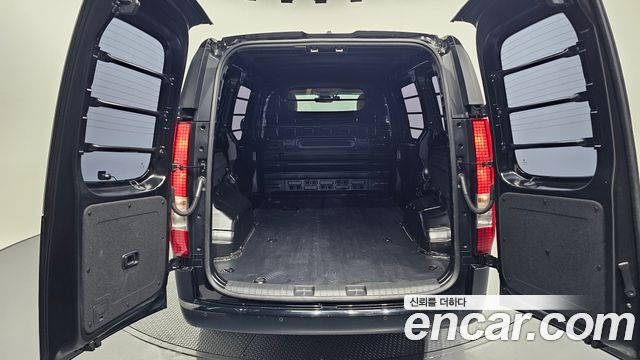 Hyundai Staria 2024 — photo 26