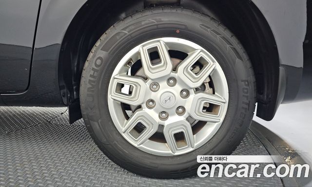 Hyundai Staria 2024 — photo 7