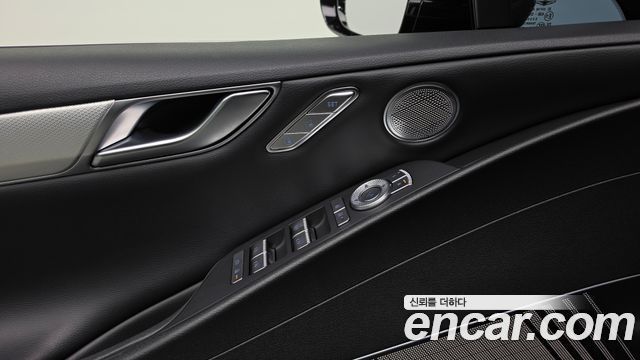 Genesis G80 2022 — photo 18