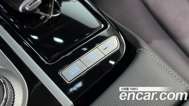 Genesis G80 2022 — photo 26