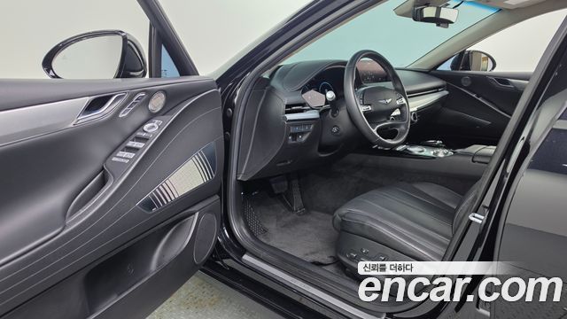 Genesis G80 2022 — photo 16