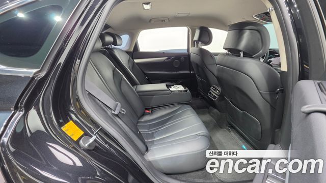 Genesis G80 2022 — photo 33