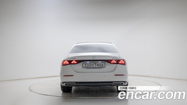 Mercedes-Benz E-Class 2026 — photo 4