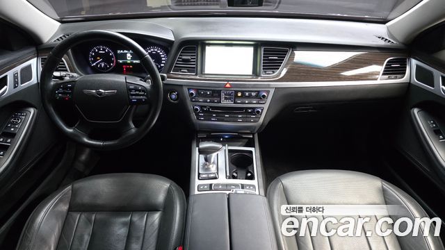 Genesis G80 2017 — photo 10