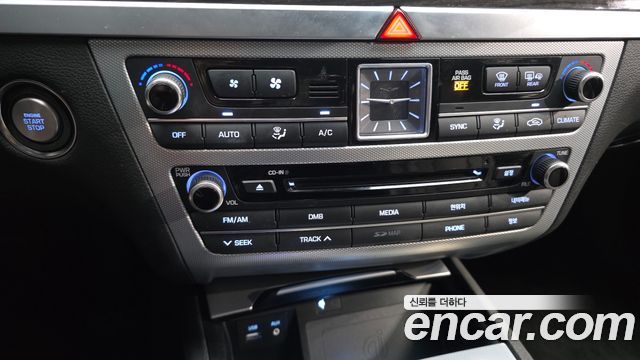 Genesis G80 2017 — photo 22