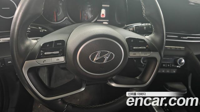 Hyundai AVANTE 2021 — photo 11