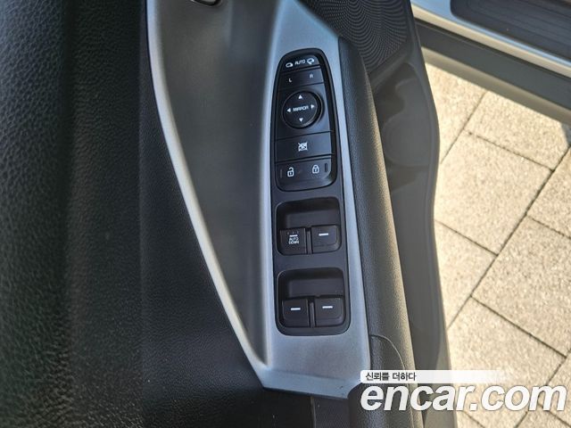 Kia Niro 2024 — photo 11