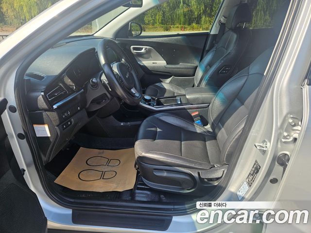 Kia Niro 2024 — photo 14