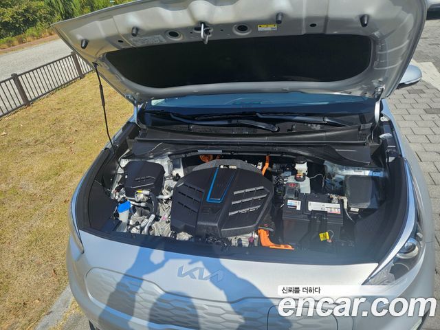 Kia Niro 2024 — photo 18