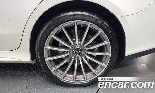 Mercedes-Benz AMG GT 2019 — photo 7