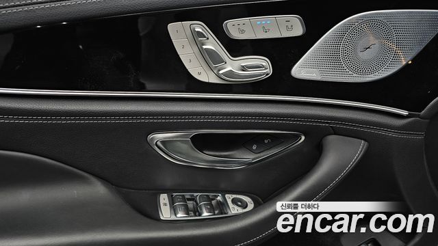 Mercedes-Benz AMG GT 2019 — photo 30