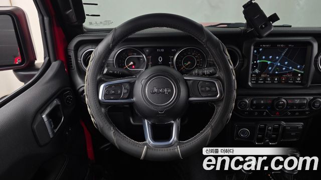 Jeep Wrangler 2021 — photo 13