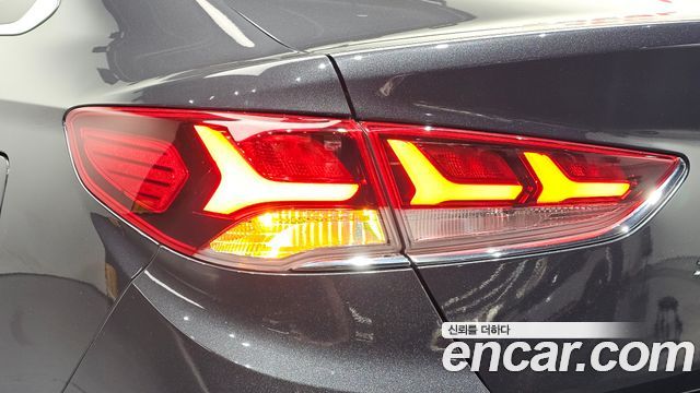 Hyundai Sonata 2018 — photo 9