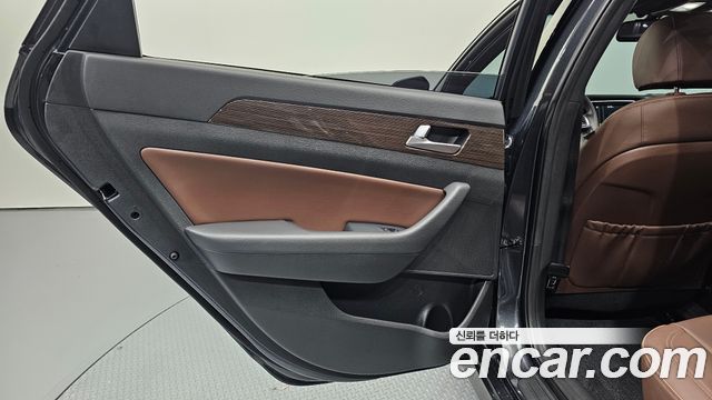 Hyundai Sonata 2018 — photo 15