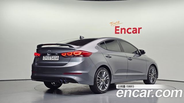Hyundai AVANTE 2018 — photo 2