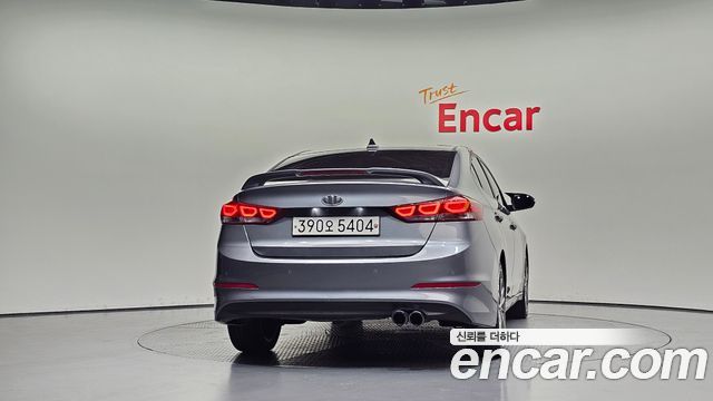 Hyundai AVANTE 2018 — photo 4