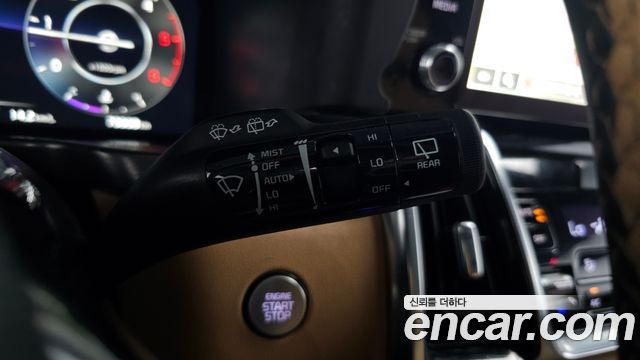 Kia Sorento 2023 — photo 32